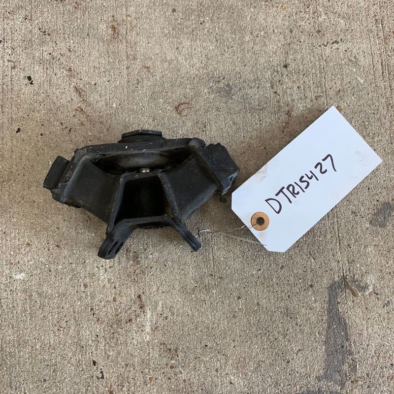 R154 Transmission Mount