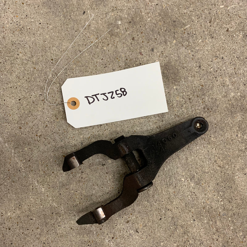 V160 Clutch Release Fork
