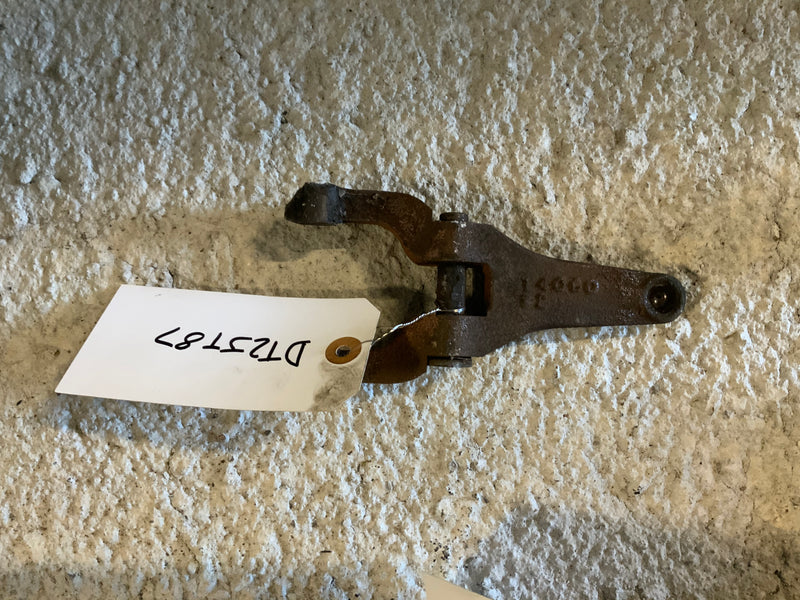 V160 Clutch Release Fork