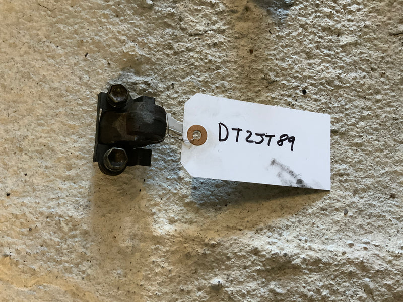 V160 Clutch Release Fork Retainer