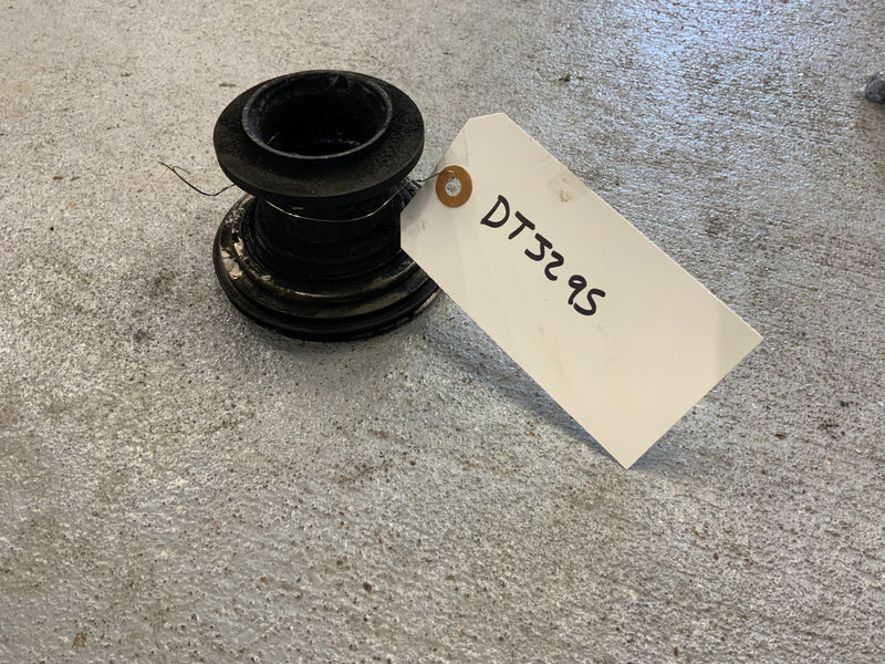 V160 Release Bearing Hub w/Washers