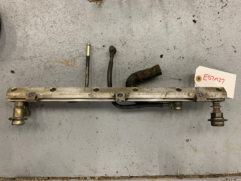 Fuel Rail Without Injectors