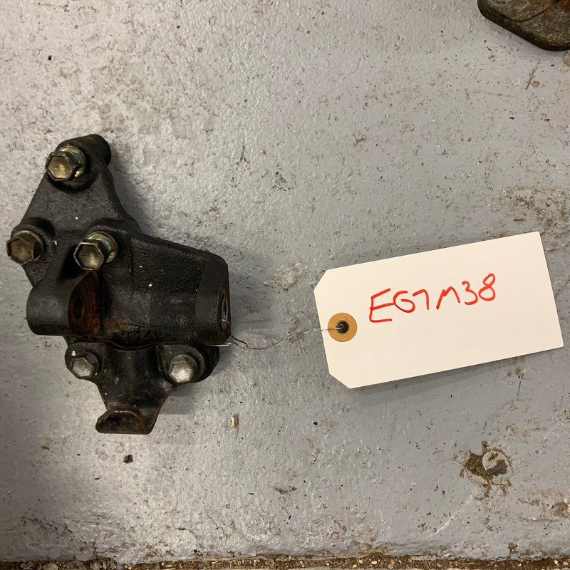 Engine Bracket w/Hook