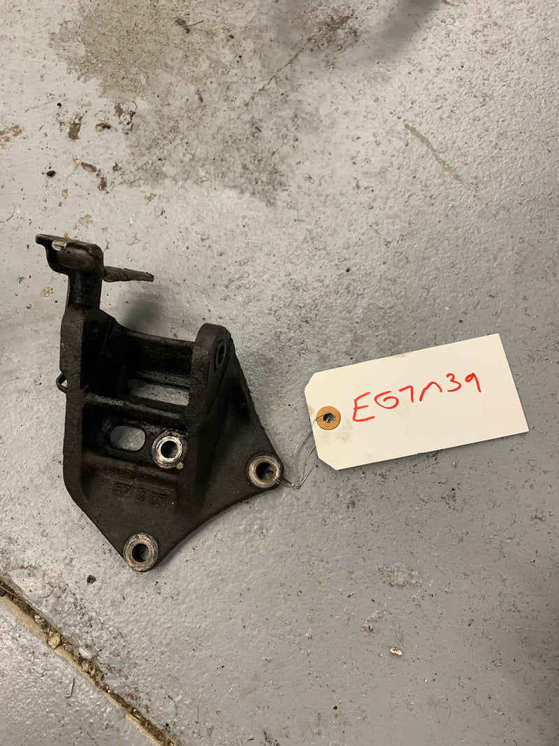 Engine Bracket